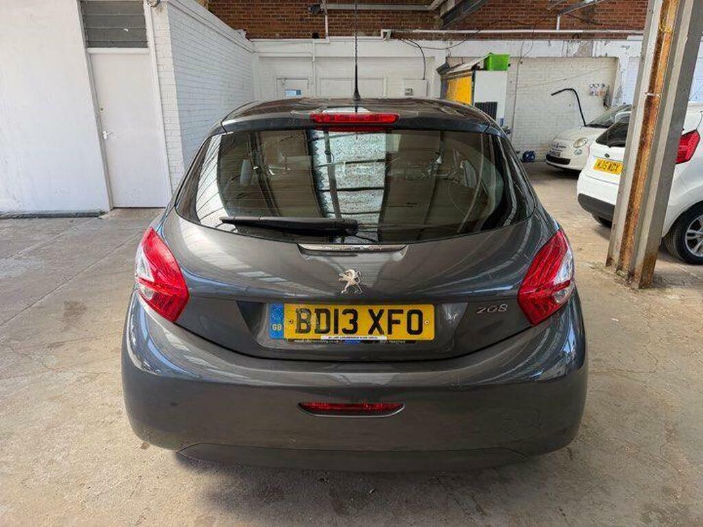 Peugeot 208 1.2 Vti Active Euro 5 BD13XFO Grey #5