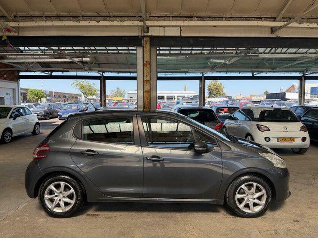 Peugeot 208 1.2 Vti Active Euro 5 BD13XFO Grey #3