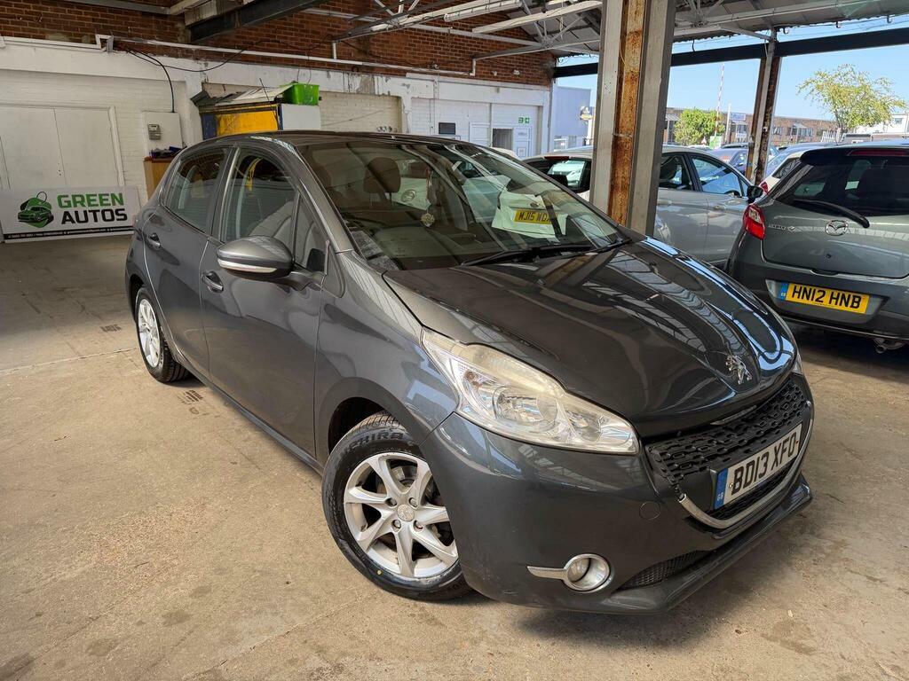 Peugeot 208 1.2 Vti Active Euro 5 Grey