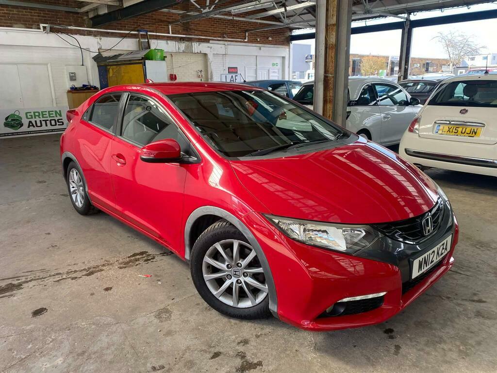 Honda Civic 1.8 I-vtec Es Euro 5 Red