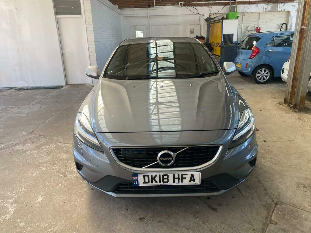 Volvo V40 2.0 D4 R-design Euro 6 S S DK18HFA Grey #2
