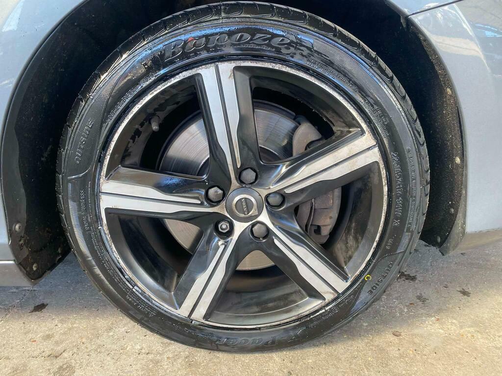 Volvo V40 2.0 D4 R-design Euro 6 S S DK18HFA Grey #6