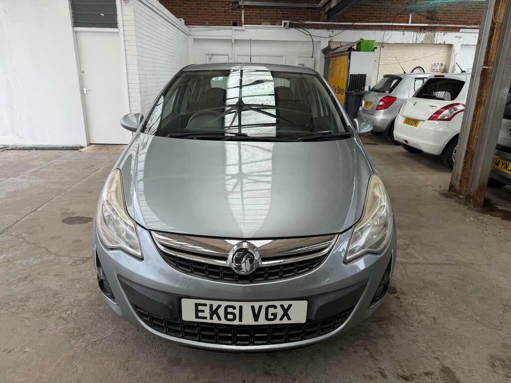 Vauxhall Corsa 1.4 16V Exclusiv Euro 5 EK61VGX Silver #2