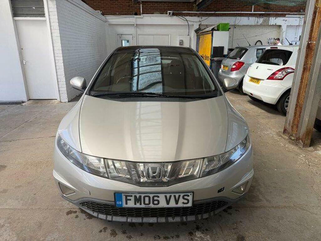 Honda Civic Se Black #2