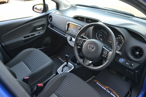 Toyota Yaris 1.5 Yaris Design SN18MKC Blue #4