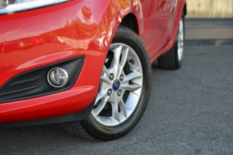 Ford Fiesta 1.2 Fiesta Zetec SS16JYV Red #3