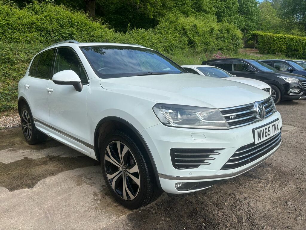Volkswagen Touareg 3.0 Tdi V6 Bluemotion Tech R-line Suv T MV65TMX White #3