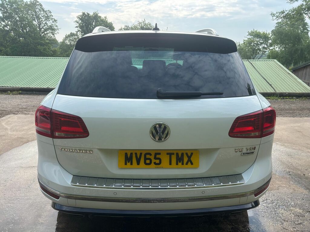 Volkswagen Touareg 3.0 Tdi V6 Bluemotion Tech R-line Suv T MV65TMX White #6