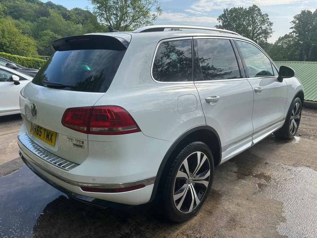 Volkswagen Touareg 3.0 Tdi V6 Bluemotion Tech R-line Suv T MV65TMX White #5