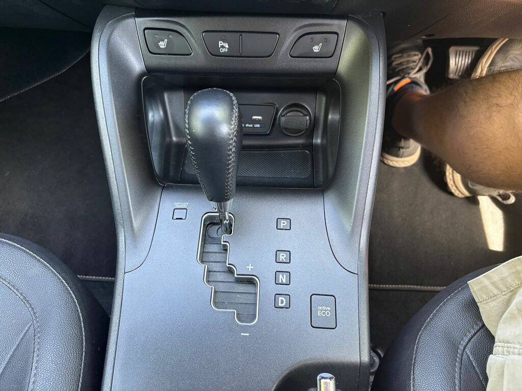 Hyundai Ix35 2.0 Crdi Se 134 Bhp White #20