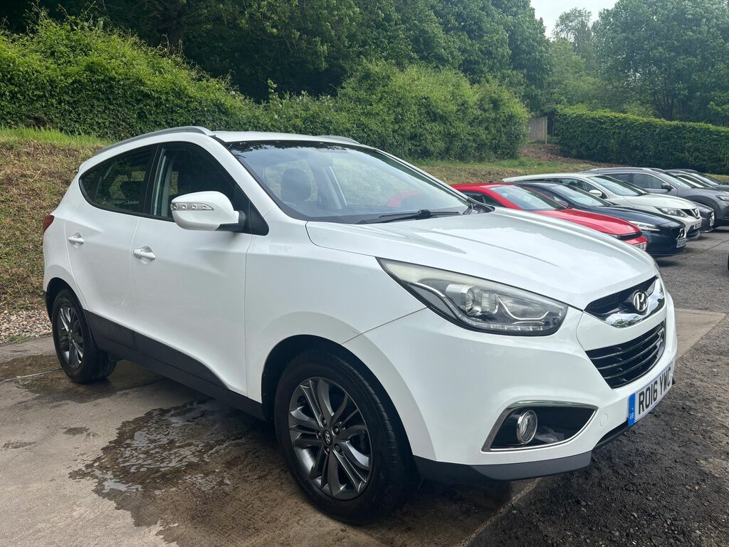 Hyundai Ix35 2.0 Crdi Se Suv 4Wd Euro 5 134 Bh RO16YWC White #3