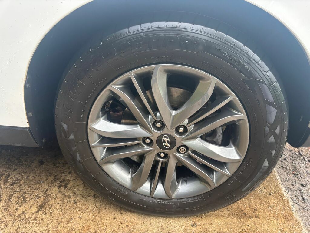 Hyundai Ix35 2.0 Crdi Se 134 Bhp White #28