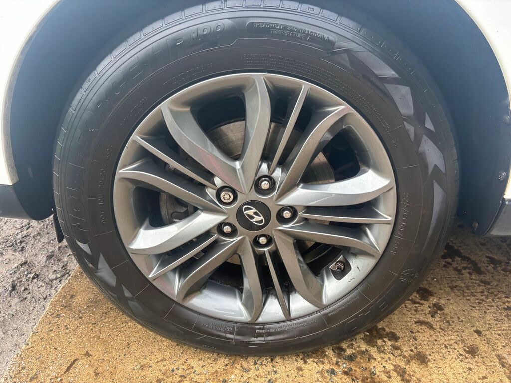 Hyundai Ix35 2.0 Crdi Se 134 Bhp White #9