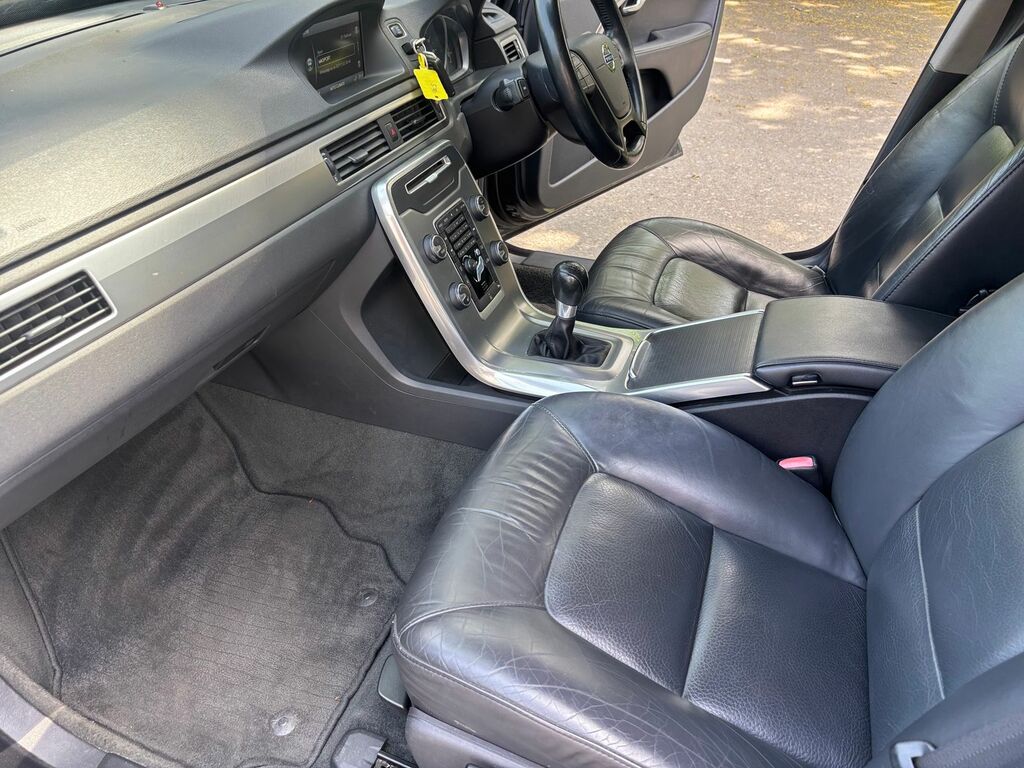 Volvo V70 D2 Business Edition Silver #12