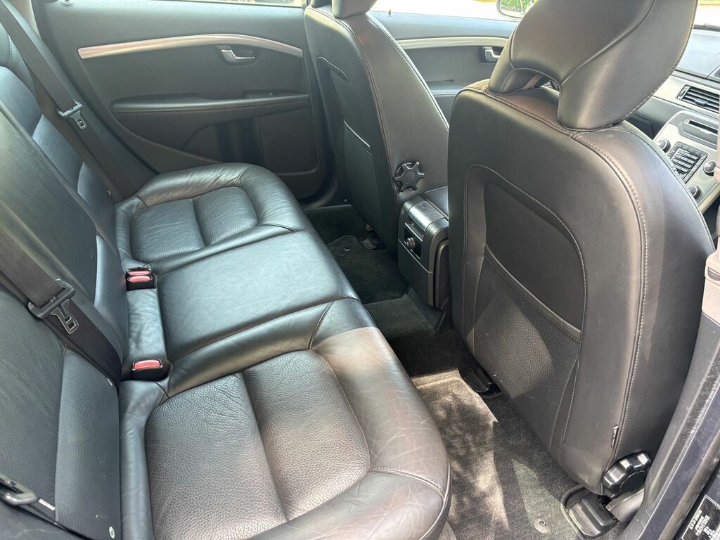 Volvo V70 D2 Business Edition Silver #11