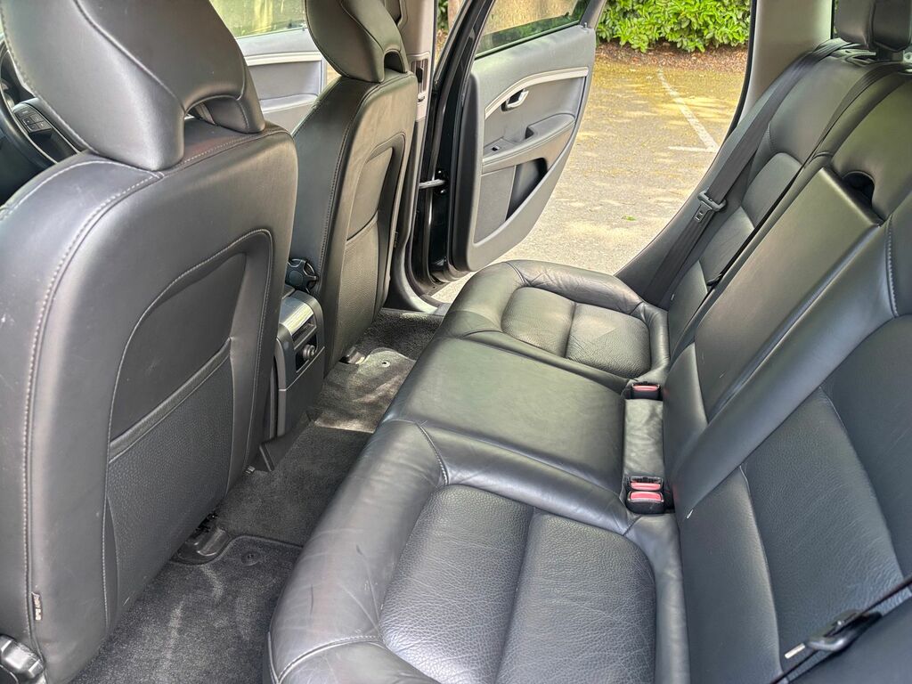 Volvo V70 D2 Business Edition Silver #13