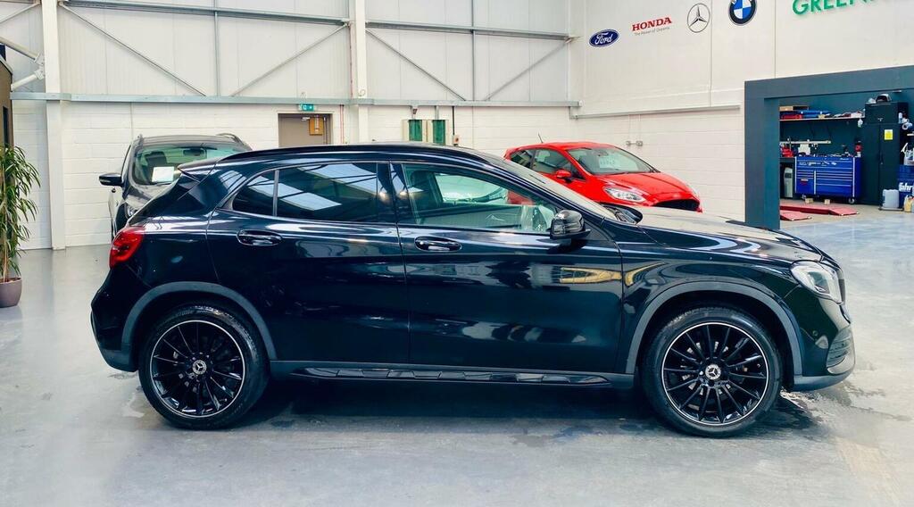 Mercedes-Benz GLA Class Suv 1.6 Gla200 Amg Line Premium 7G-dct Euro 6 S LG68XWL Black #5