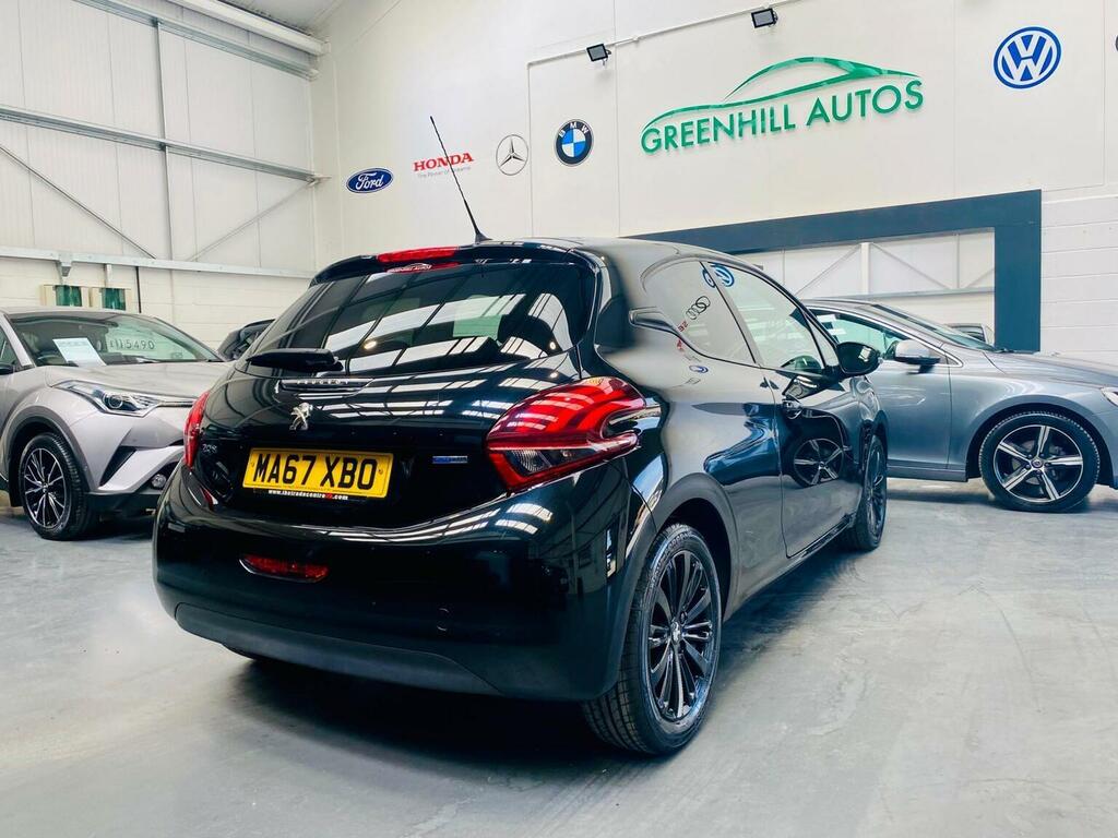 Peugeot 208 Hatchback 1.2 Puretech Black Edition Euro 6 2 MA67XBO Black #4