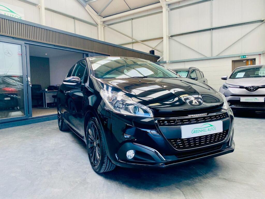 Peugeot 208 Hatchback 1.2 Puretech Black Edition Euro 6 2 MA67XBO Black #6