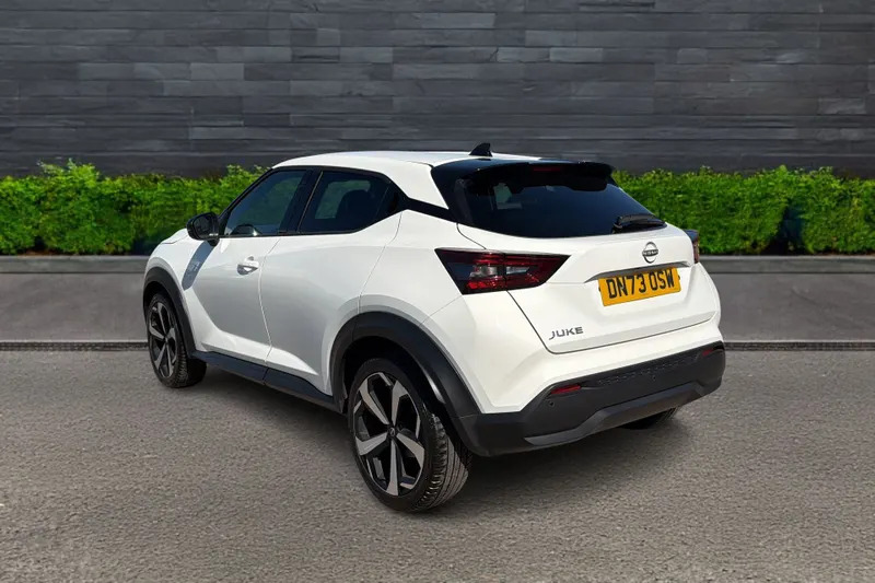 Nissan Juke Hatchback 1.0 Dig-t 114 Tekna DN73OSW White #5