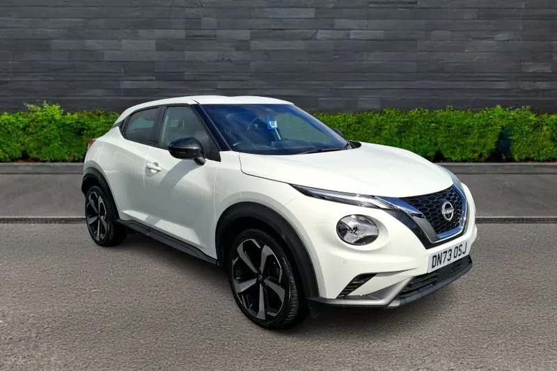 Nissan Juke 1.0 Dig-t 114 Tekna White