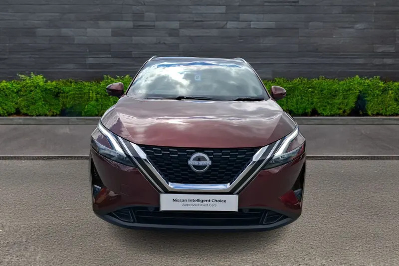 Nissan Qashqai 1.3 Dig-t Mh Tekna KE73UWG Red #2