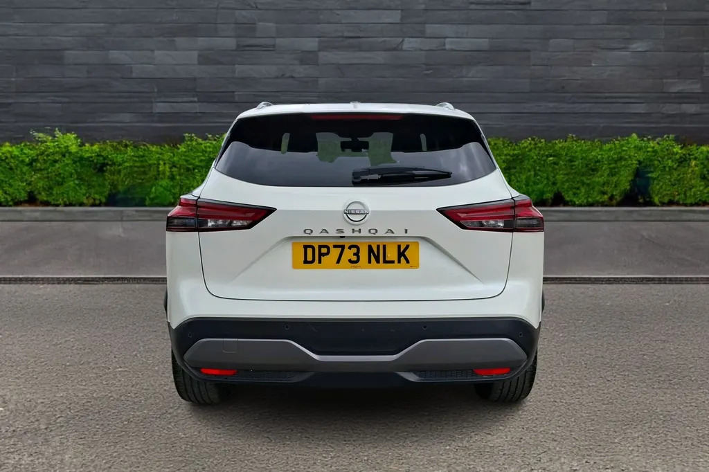 Nissan Qashqai Hatchback 1.3 Dig-t Mh 158 Tek DP73NLK White #6