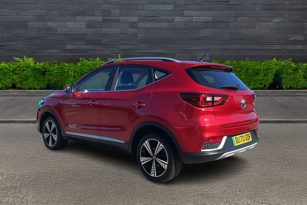 MG ZS 105Kw Exclusive Ev 45Kwh A Red #5
