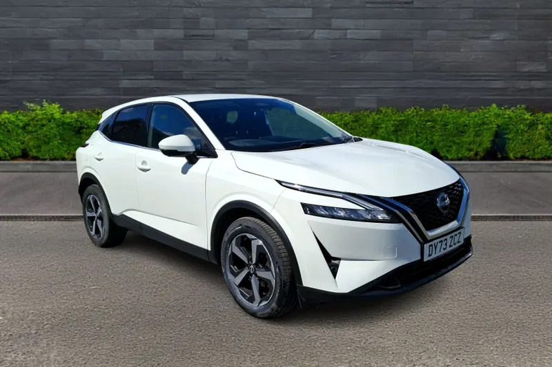 Nissan Qashqai Hb1.3 Dig-t Mh 158 N-connecta White