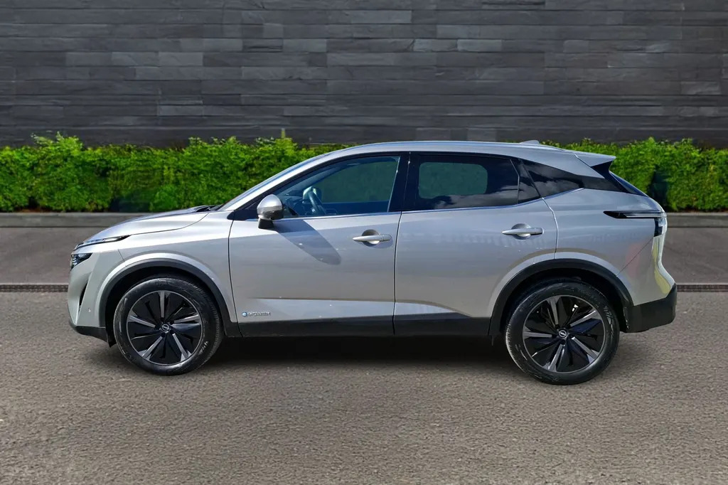 Nissan Qashqai Qashqai Hatchback 1.5 E-power DL25KKZ Silver #4