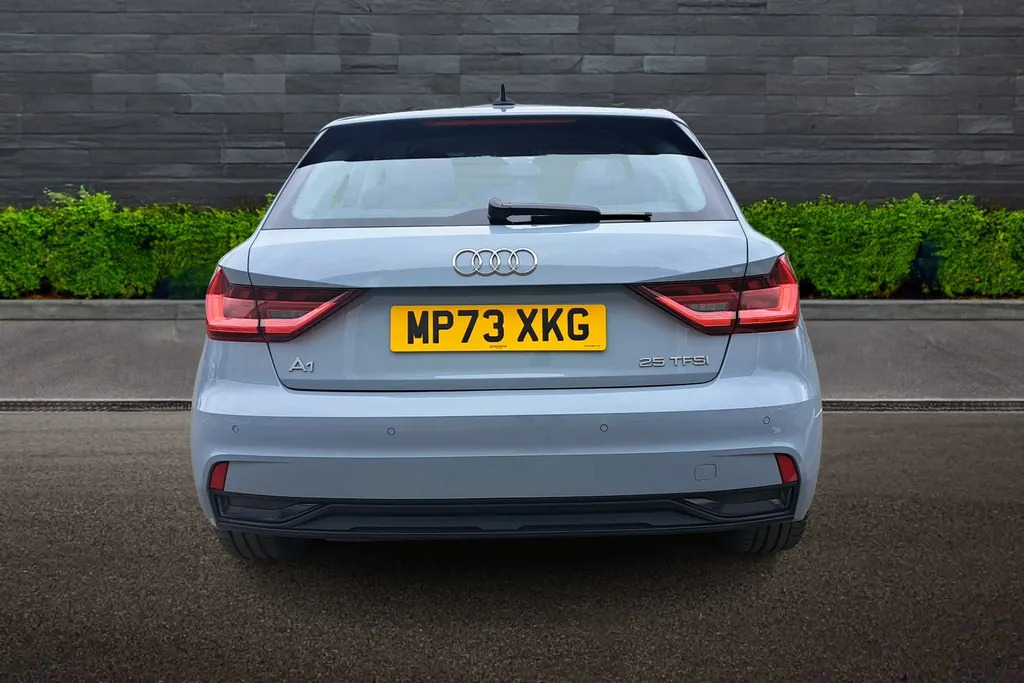 Audi A1 Sportback 25 Tfsi Sport MP73XKG Grey #5