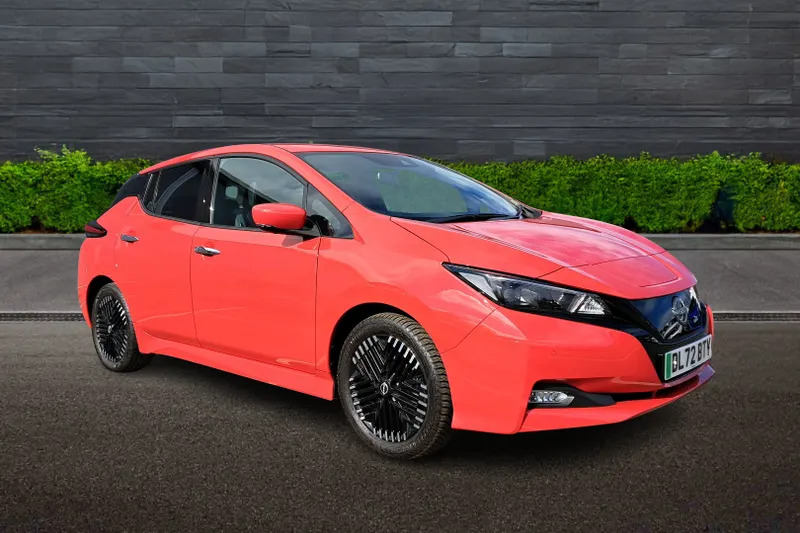 Nissan Leaf Leaf 110Kw Tekna 39Kwh Aut Red
