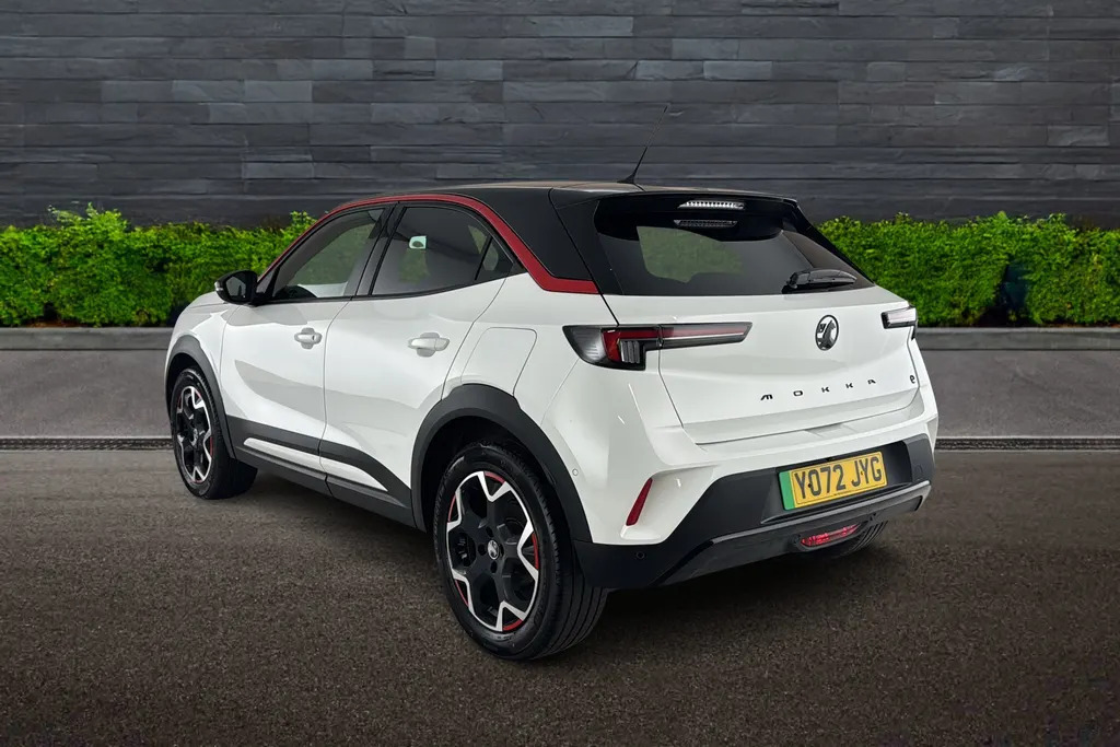 Vauxhall Mokka-e E Gs Line YO72JYG White #5