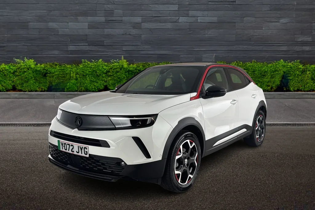 Vauxhall Mokka-e E Gs Line YO72JYG White #3