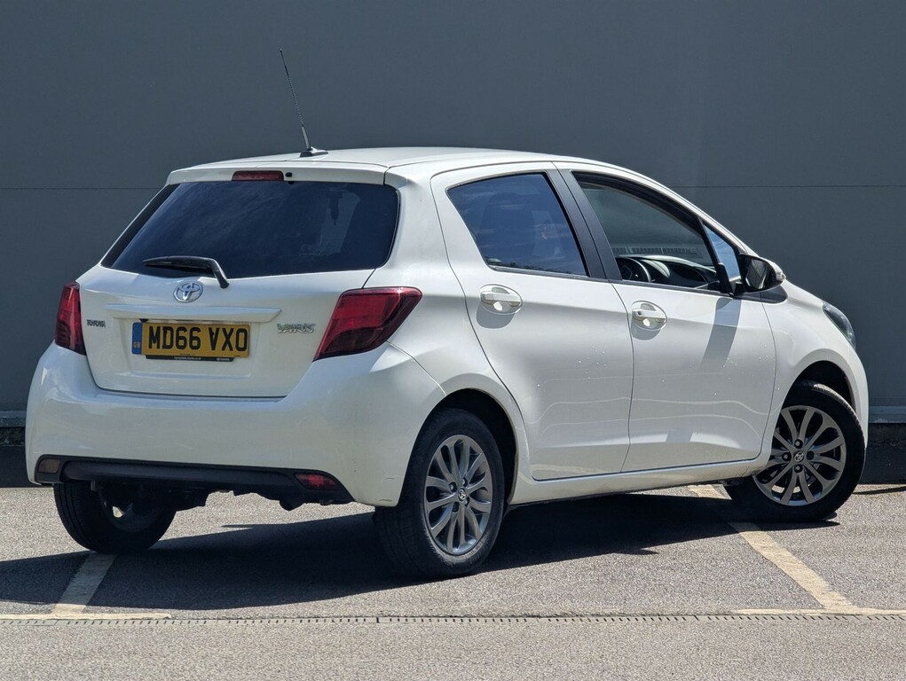 Toyota Yaris 1.33 Dual Vvt-i Icon Multidrive S Euro 6 #3
