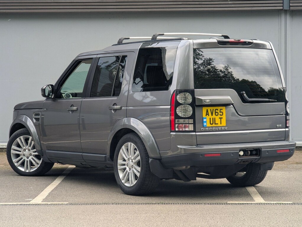 Land Rover Discovery 3.0 4 Sd V6 Se Tech 4Wd Euro 6 Ss AV65ULT  #2