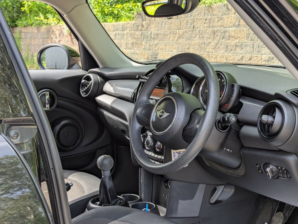 Mini Hatch 1.5 Cooper Euro 6 Ss NL65WKV #5