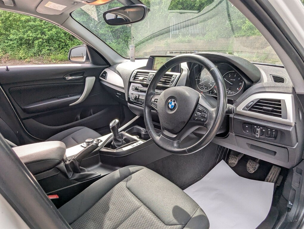 BMW 1 Series 1.5 116D Se Euro 6 Ss EF66OKC  #5