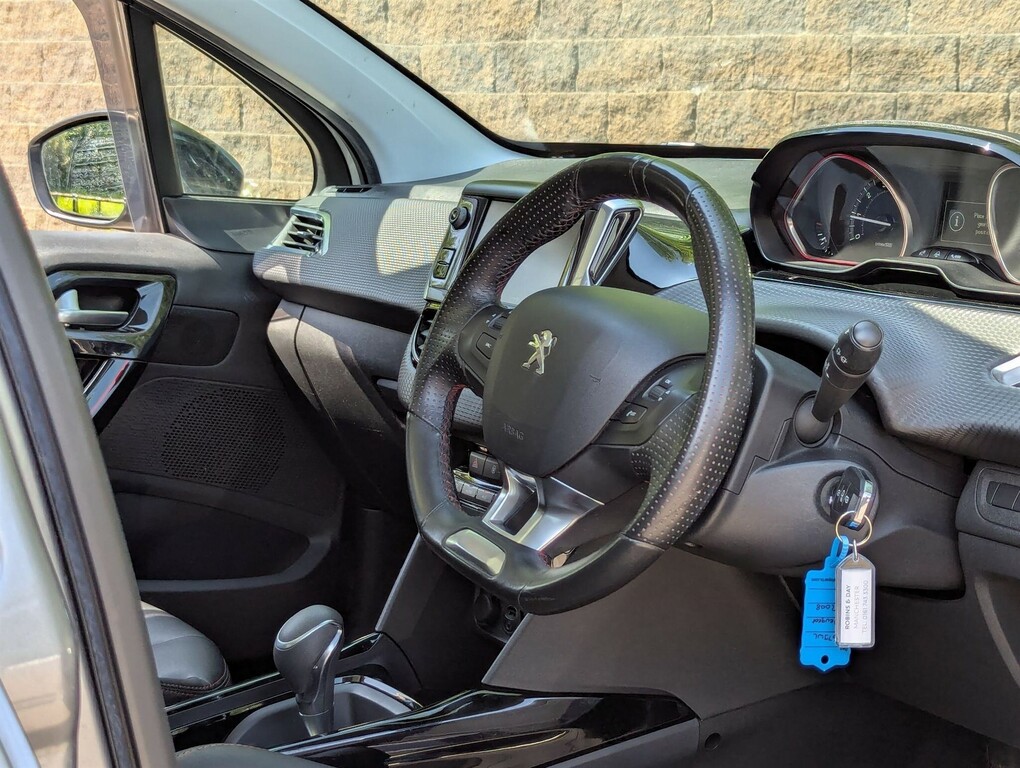 Peugeot 2008 1.2 Puretech Gt Line Eat Euro 6 Ss MF67JWL  #5