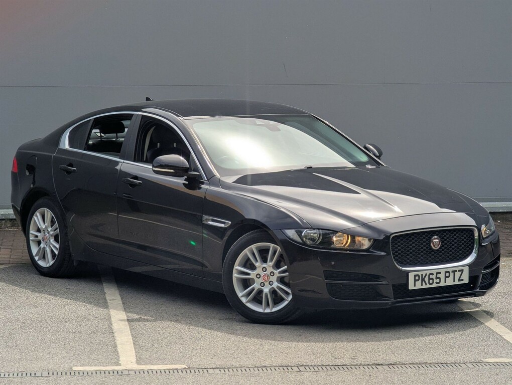 Jaguar XE 2.0D Prestige Euro 6 Ss Black
