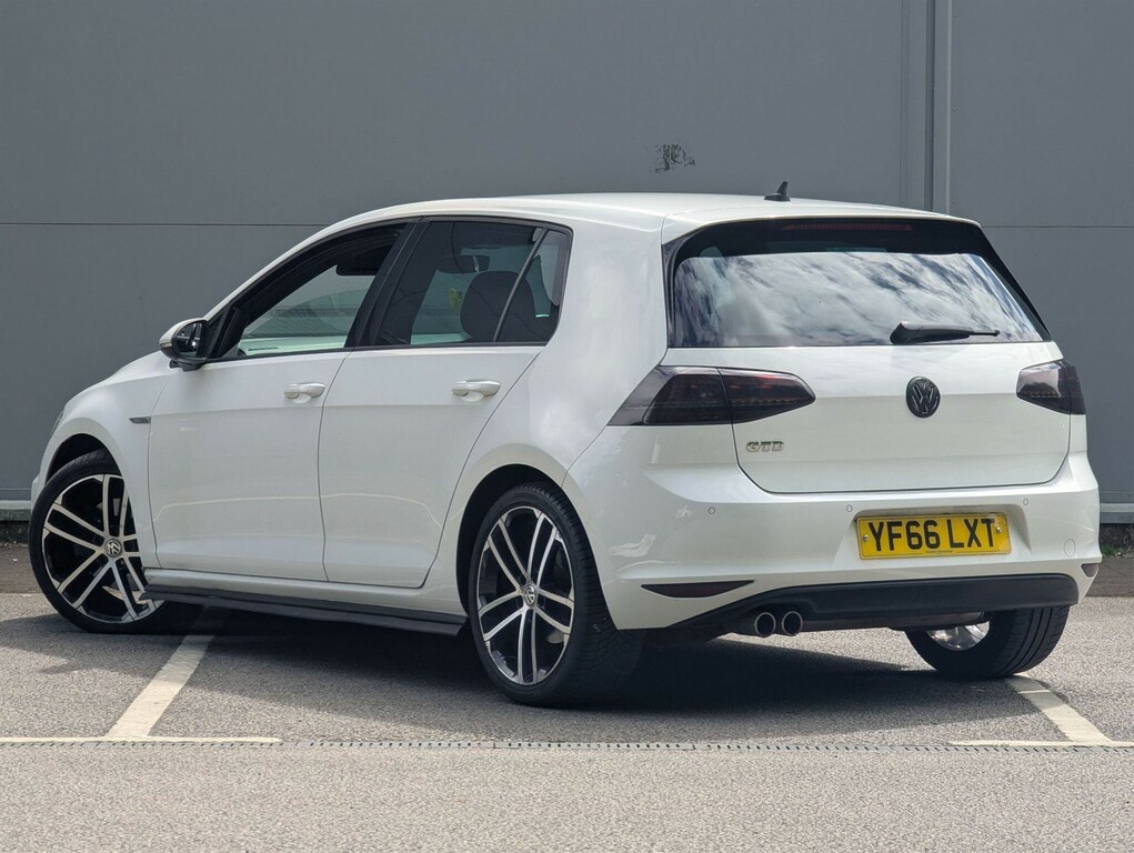 Volkswagen Golf 2.0 Tdi Bluemotion Tech Gtd Dsg Euro 6 Ss YF66LXT White #2