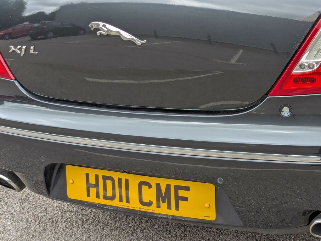 Jaguar XJ 3.0 D V6 Premium Luxury Swb 275 Bhp Gold #26