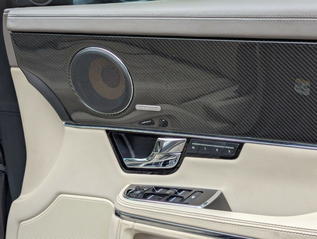Jaguar XJ 3.0 D V6 Premium Luxury Swb 275 Bhp Gold #35