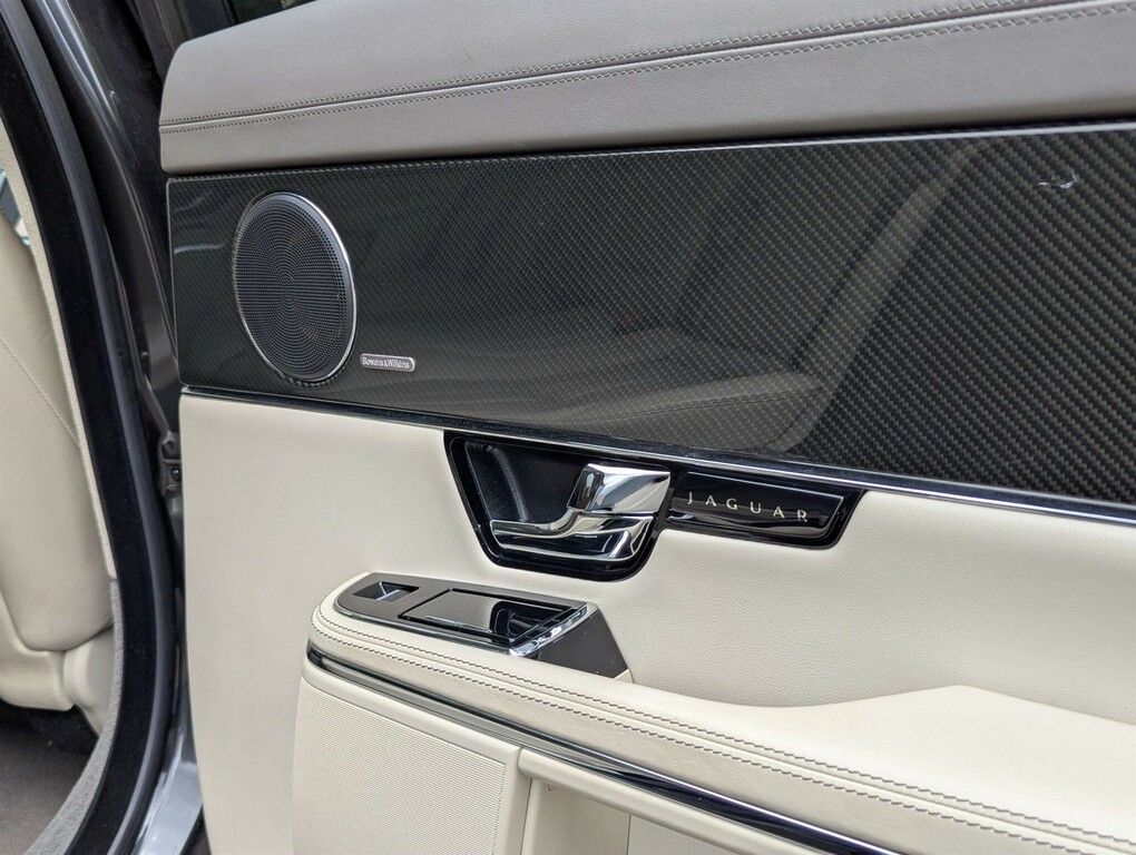 Jaguar XJ 3.0 D V6 Premium Luxury Swb 275 Bhp Gold #15