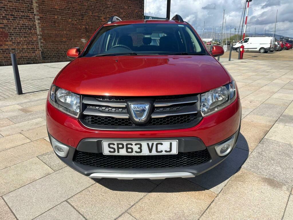 Dacia Sandero Stepway 0.9 Tce Laureate Euro 5 Red #2