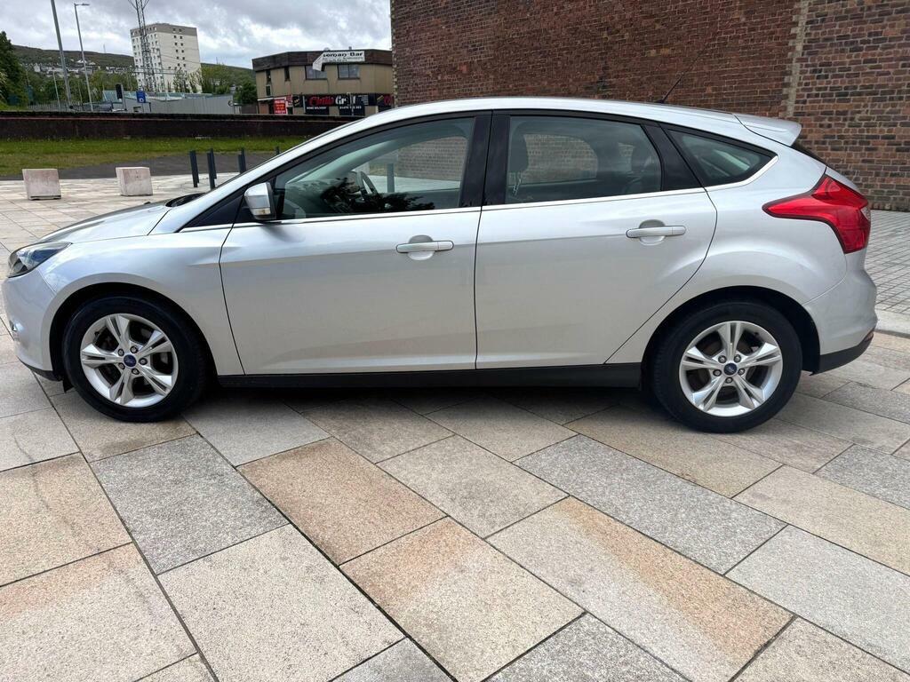 Ford Focus 1.6 Tdci Zetec Euro 5 S S SB14CHL Silver #4