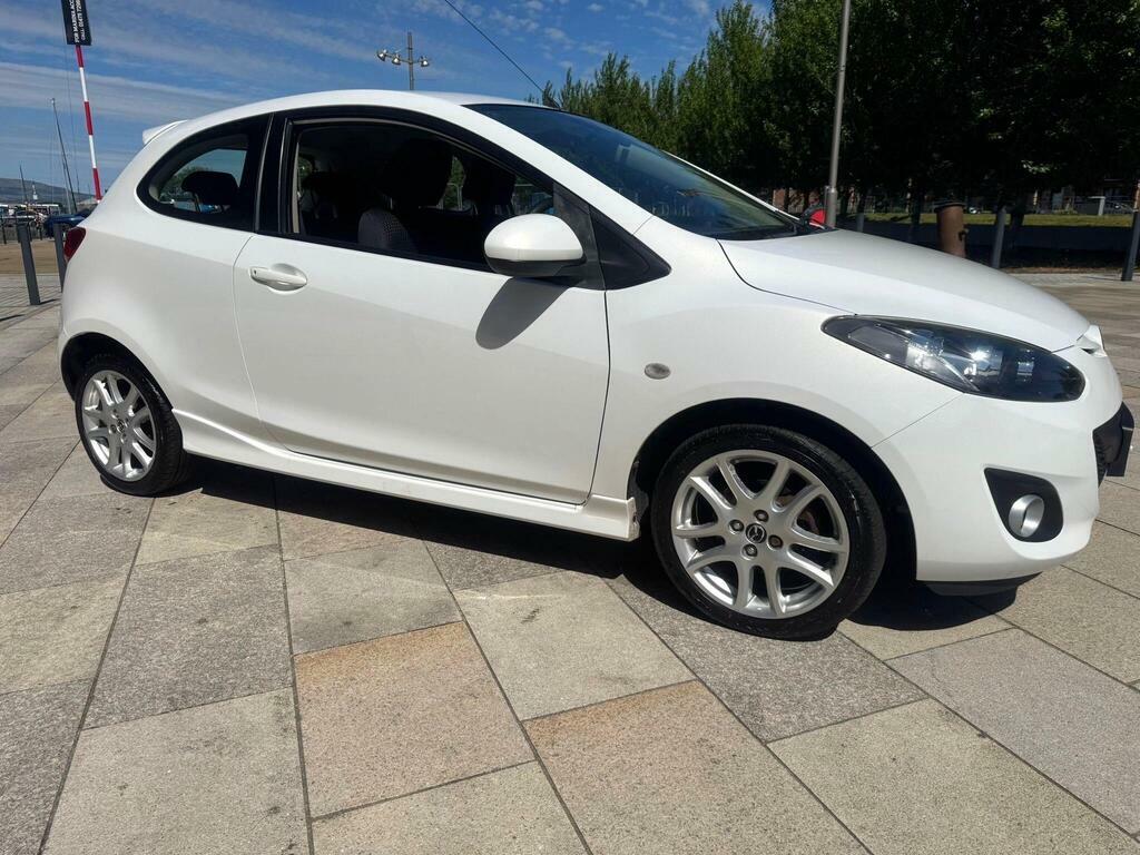 Mazda 2 1.5 Sport Euro 5 White #6