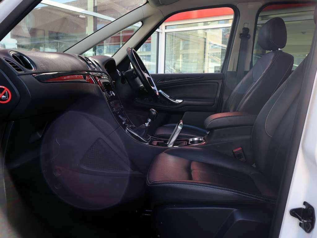 Ford Galaxy 1.6 Tdci Titanium X Top Model 7 Seats Lovely 2012 White #4