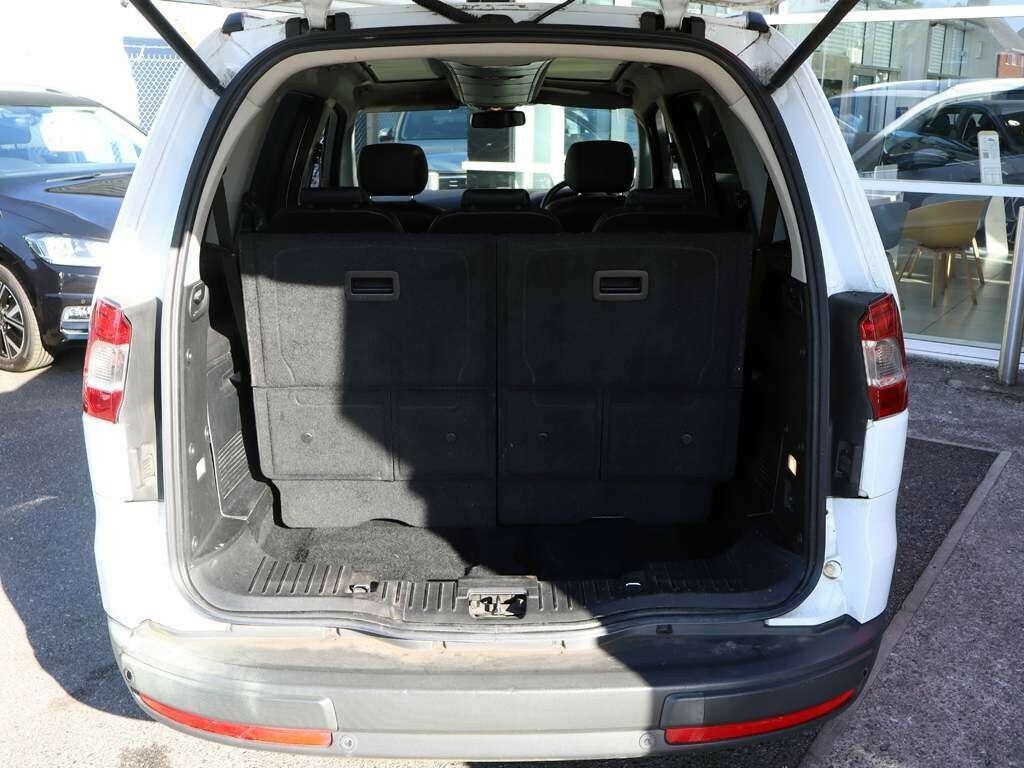 Ford Galaxy 1.6 Tdci Titanium X Top Model 7 Seats Lovely 2012 White #3