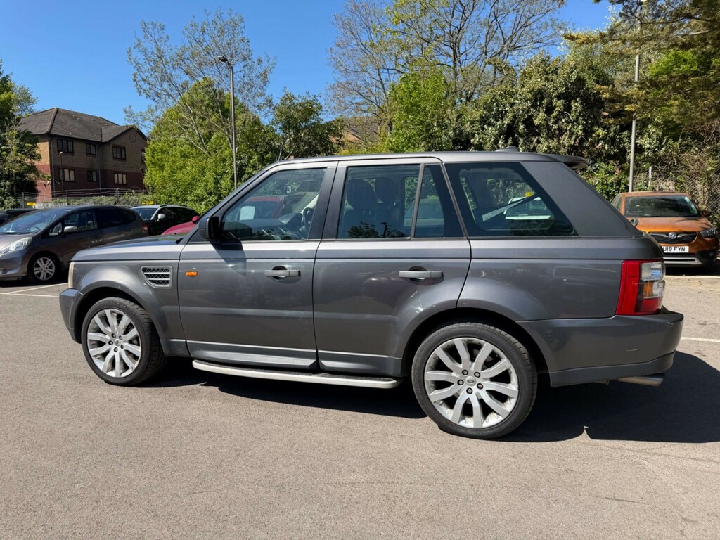 Land Rover Range Rover Sport Tdv6 Hse Black #3